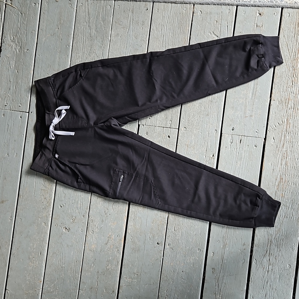 Black figs zamora joggers